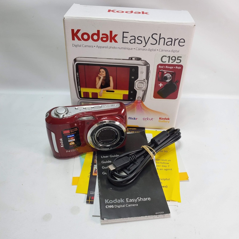 Kodak EasyShare C195 Digital Camera Red 14MP 5x Zoom Retro Digicam Bundle